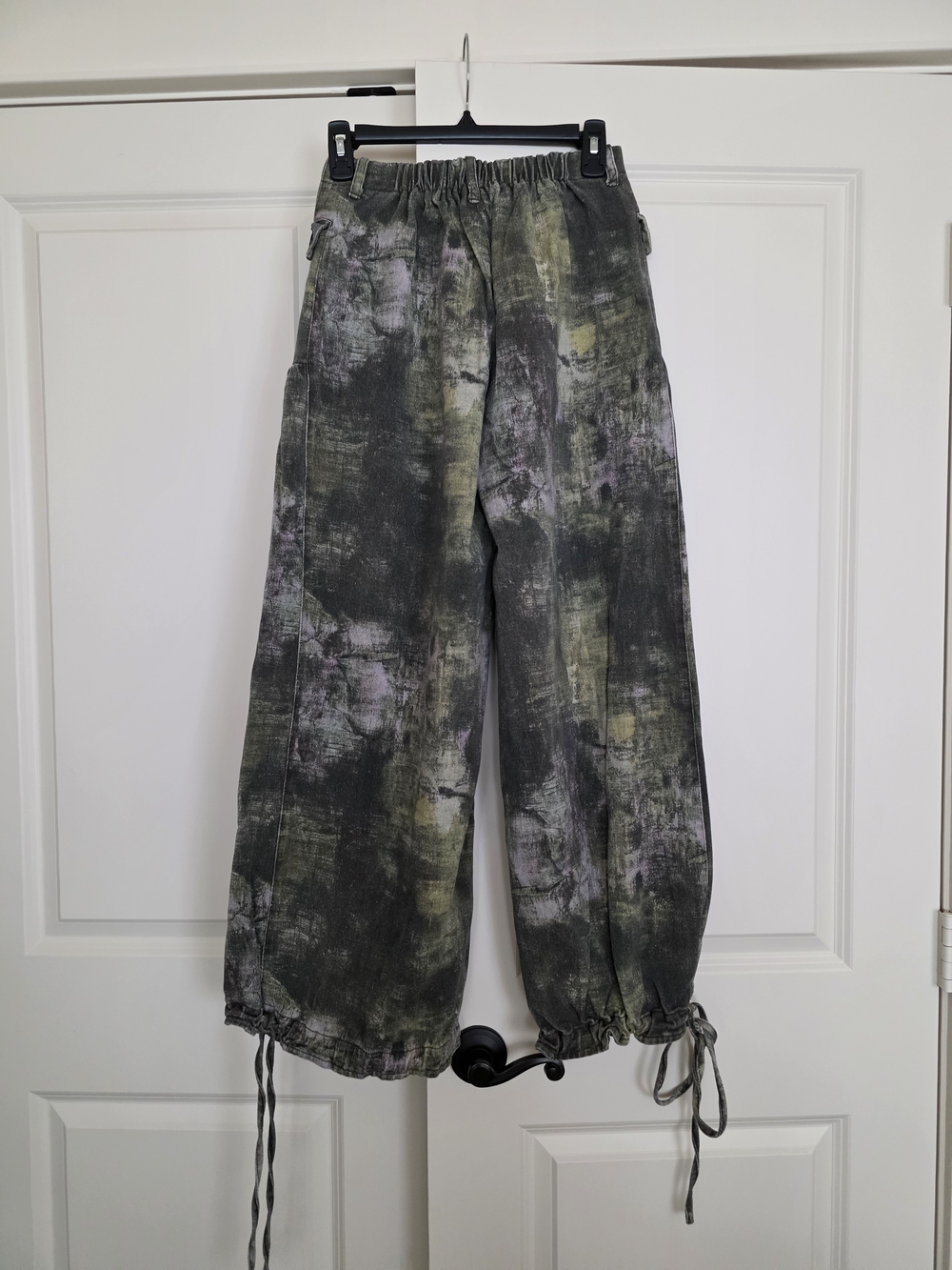 DAVI & DANI Olive Green and Gray Tie-Dye Wide Leg Jeans